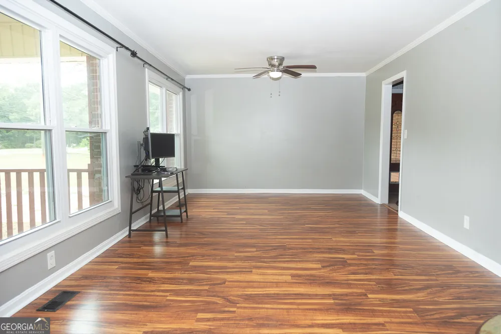 191 Hanson DR LaGrange, GA 30240