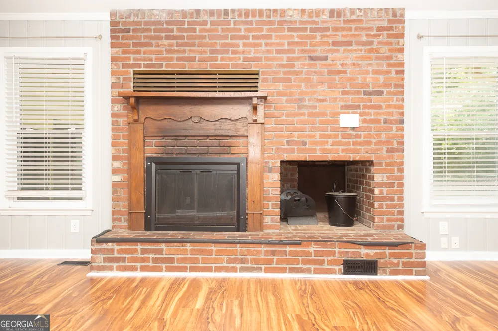 191 Hanson DR LaGrange, GA 30240