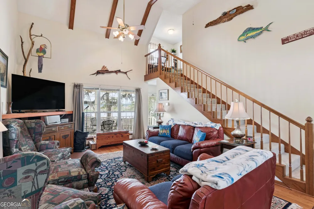70 Deer LN White Oak, GA 31568
