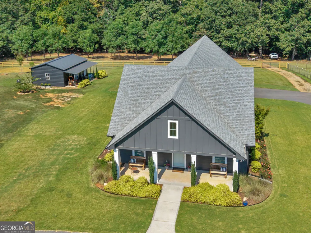 300 Cook RD Griffin, GA 30224