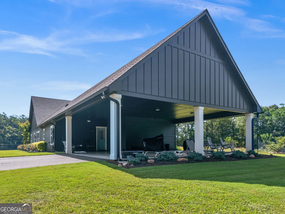 300 Cook RD Griffin, GA 30224