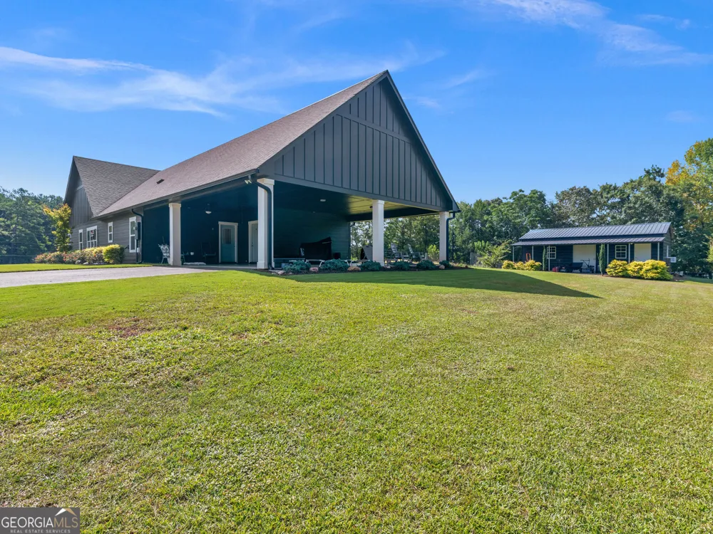 300 Cook RD Griffin, GA 30224