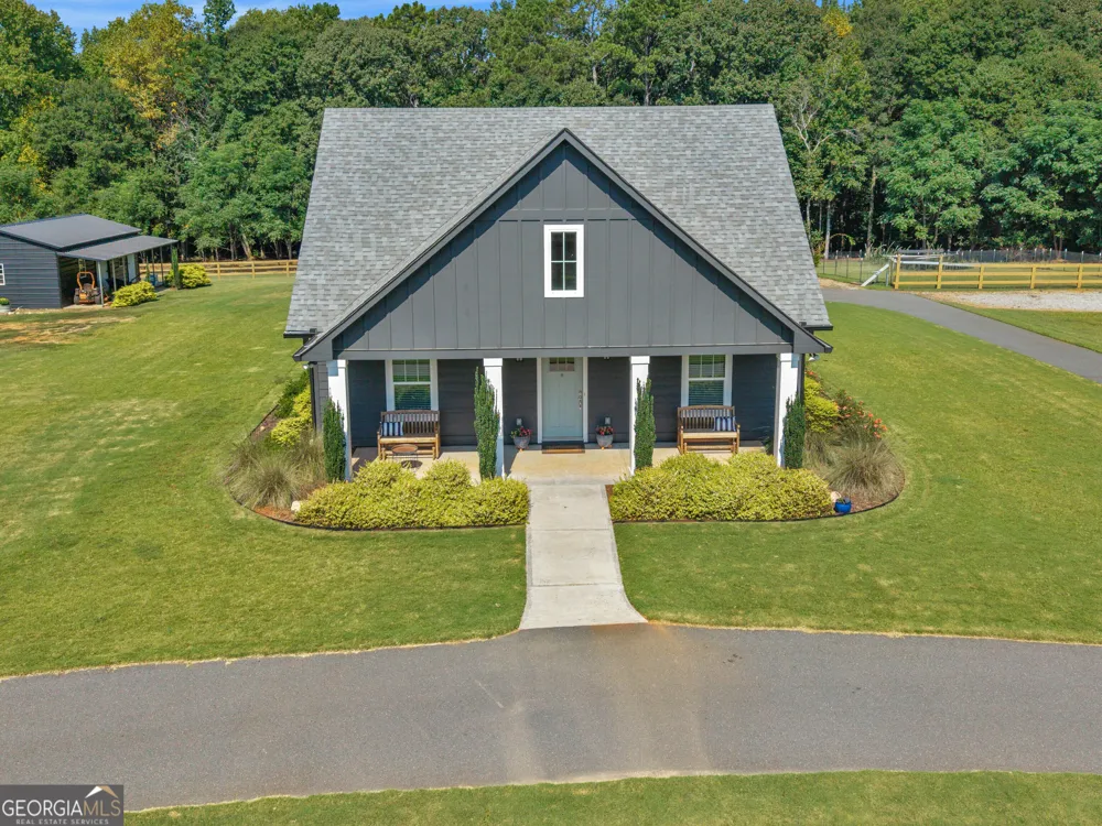 300 Cook RD Griffin, GA 30224