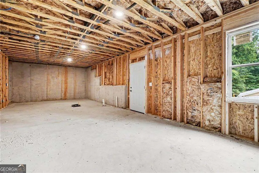 229 Little Brook LN Woodstock, GA 30188