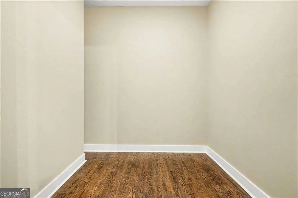 229 Little Brook LN Woodstock, GA 30188