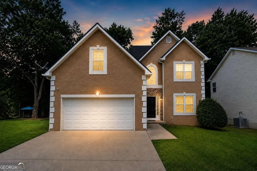 2315 Lake Royale DR Riverdale, GA 30296