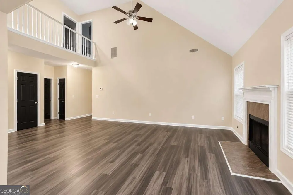 2315 Lake Royale DR Riverdale, GA 30296