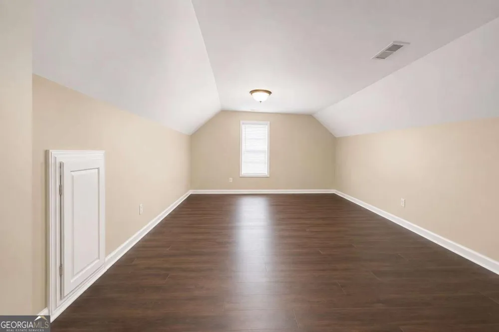 2315 Lake Royale DR Riverdale, GA 30296