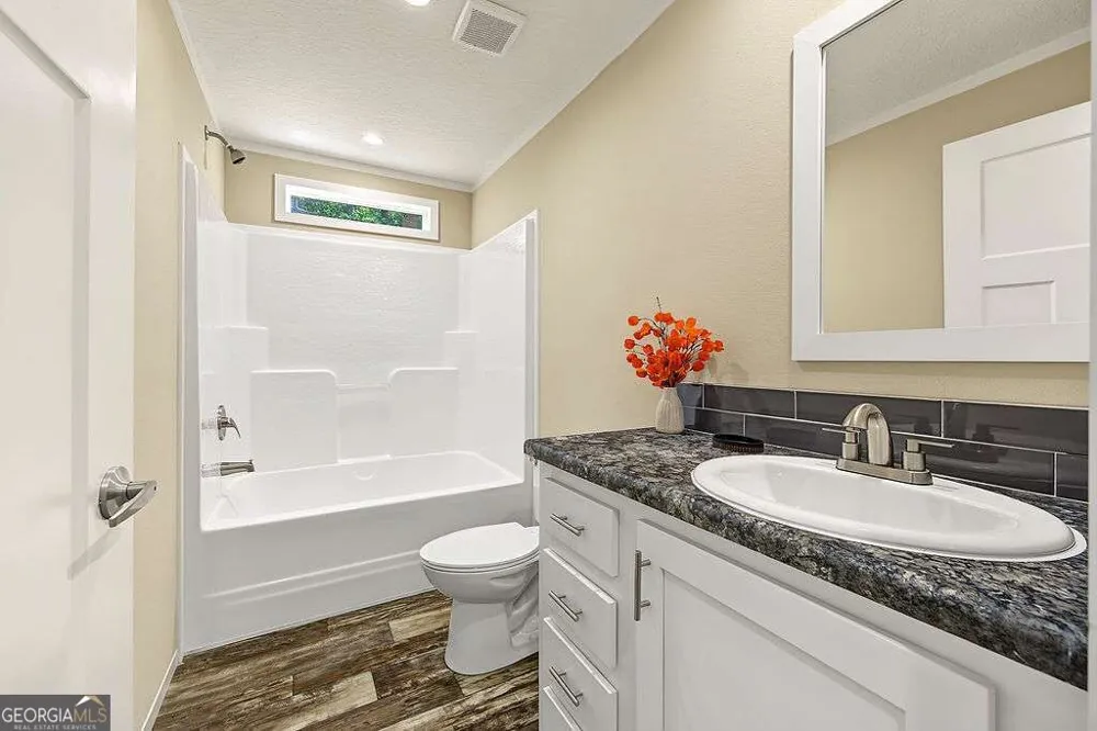 140 B Lakeshore DR Eatonton, GA 31024
