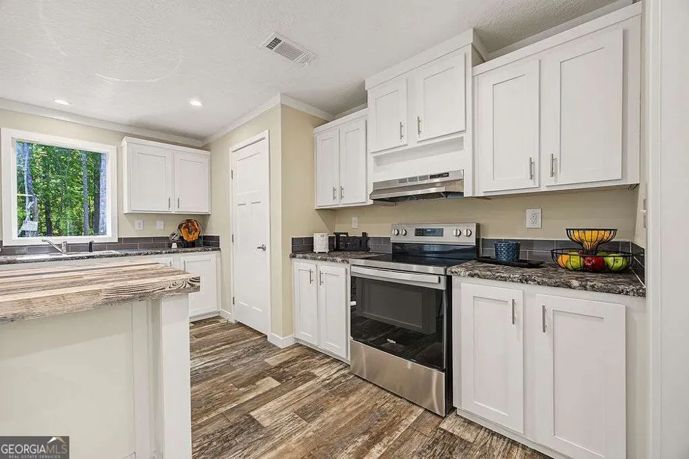 140 B Lakeshore DR Eatonton, GA 31024