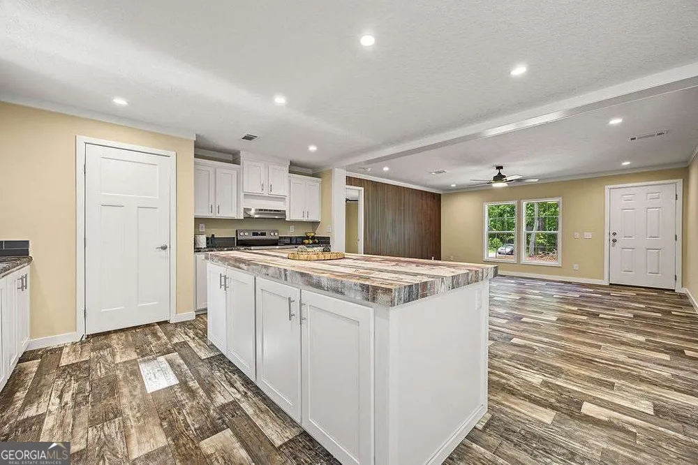 140 B Lakeshore DR Eatonton, GA 31024