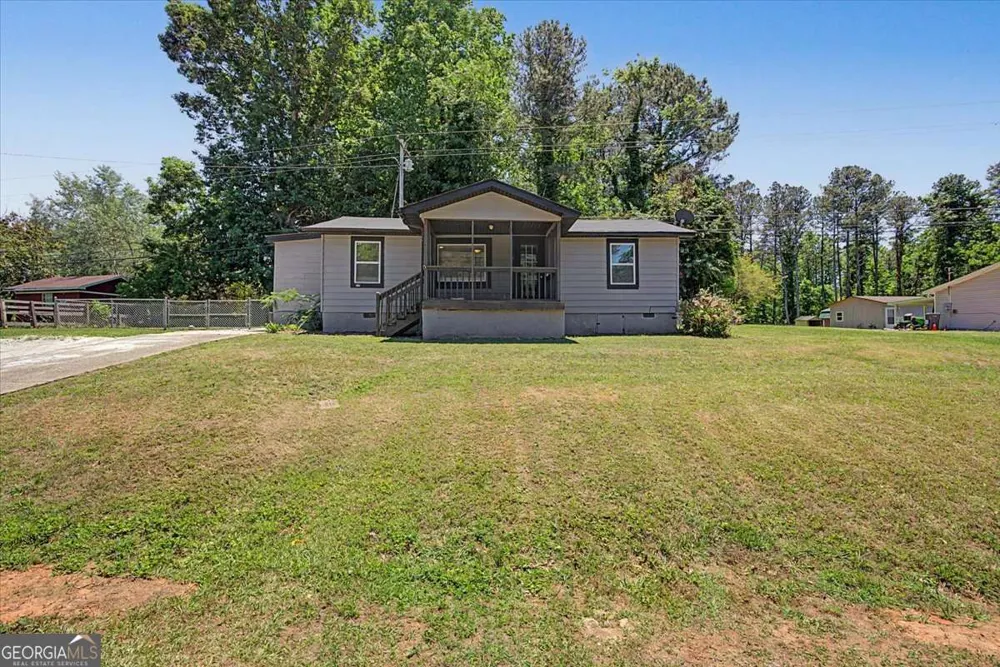 290 Dock Hyde RD Carrollton, GA 30116