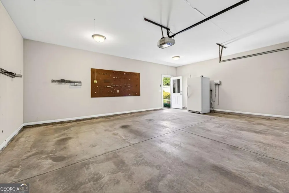 3855 Greenleffe DR Statham, GA 30666