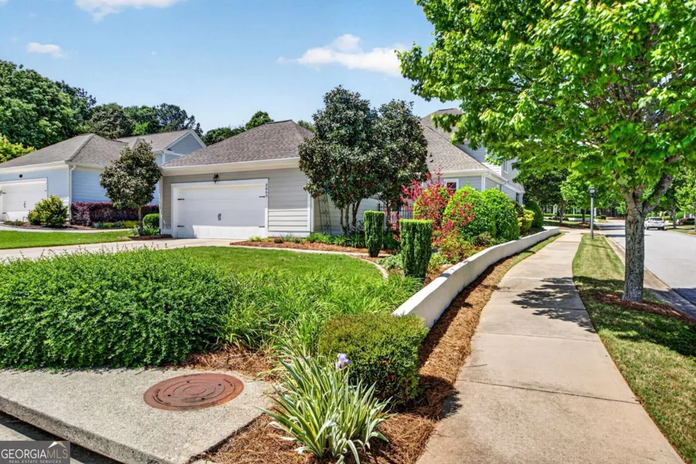 3855 Greenleffe DR Statham, GA 30666