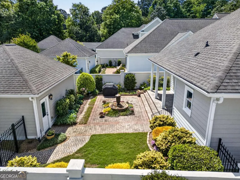 3855 Greenleffe DR Statham, GA 30666
