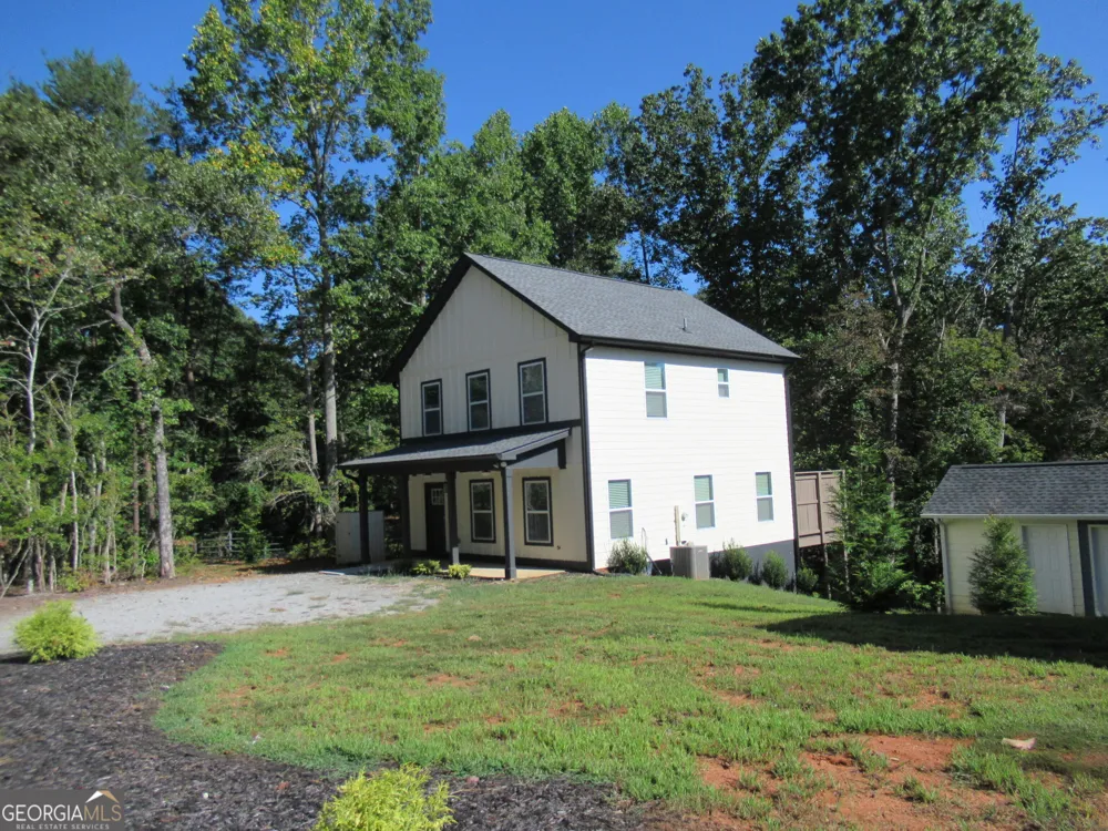 745 Old Kerns RD Dawsonville, GA 30534