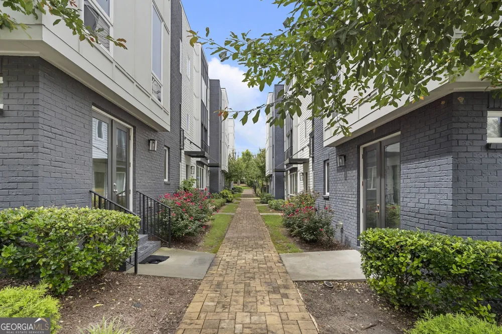 836 Winslow WAY Atlanta, GA 30318