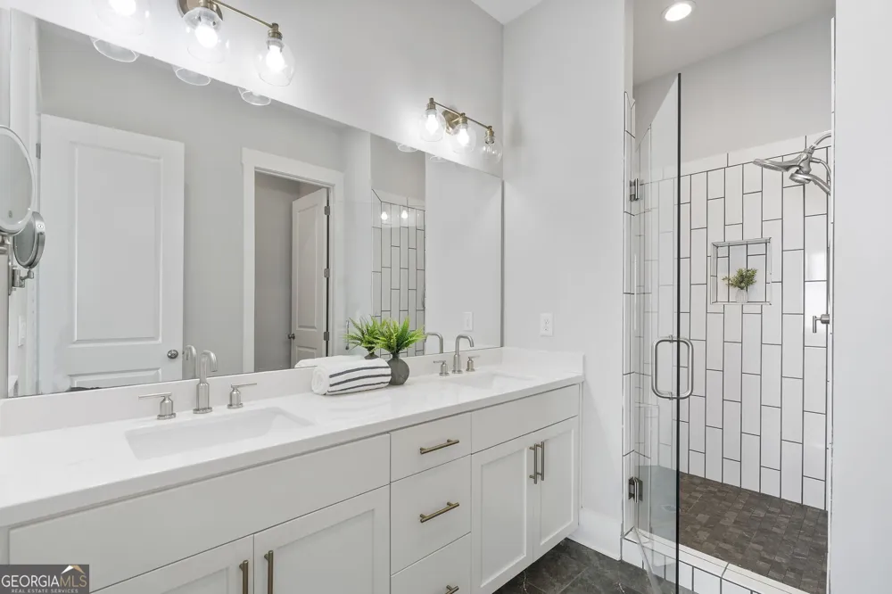 836 Winslow WAY Atlanta, GA 30318