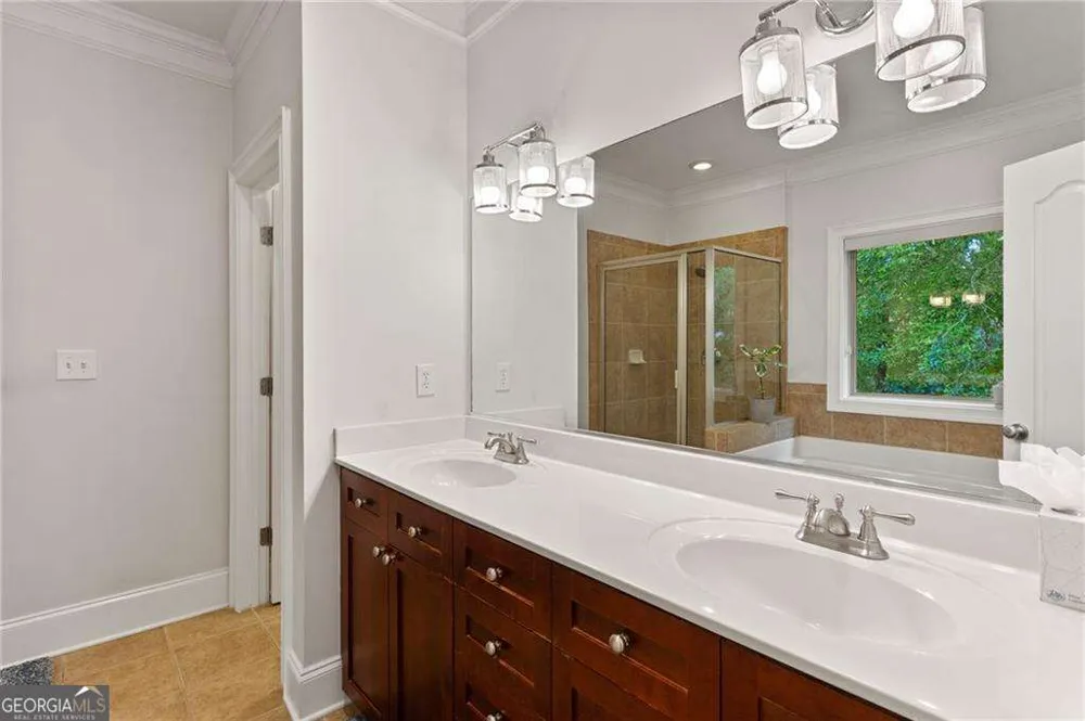 1618 Mosaic WAY Smyrna, GA 30080