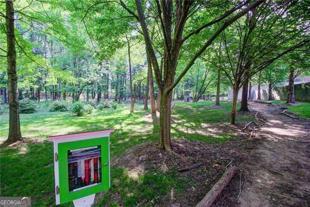 1618 Mosaic WAY Smyrna, GA 30080