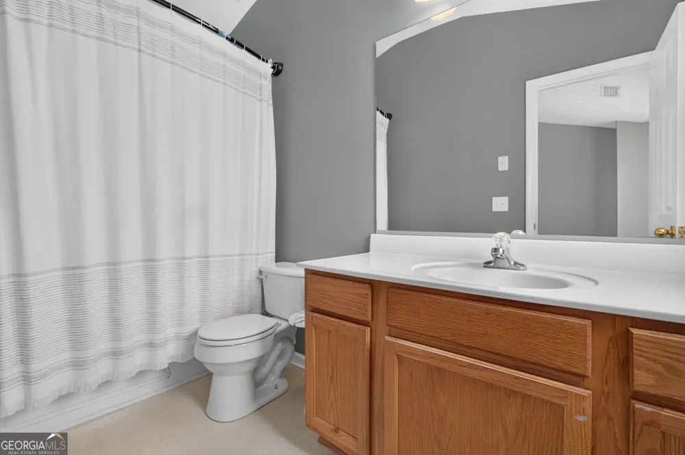 35 Pearl Chambers DR Dawsonville, GA 30534