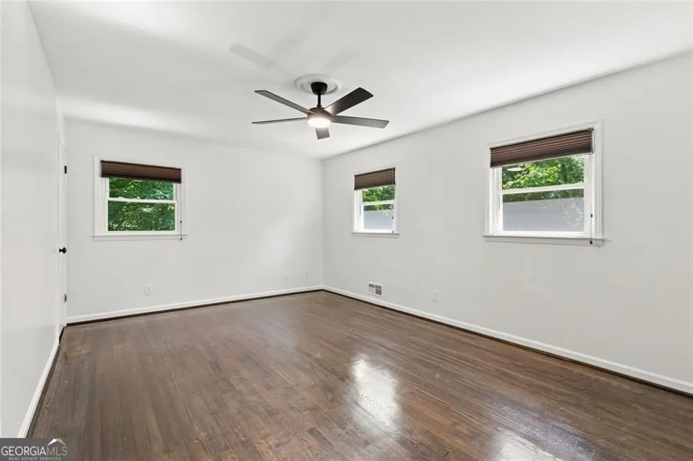 4622 Kings Down RD Atlanta, GA 30338