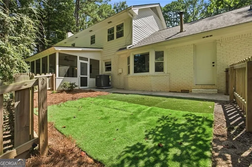 4622 Kings Down RD Atlanta, GA 30338