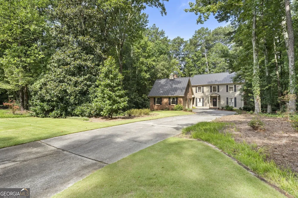 1249 Centenary RDG Snellville, GA 30078