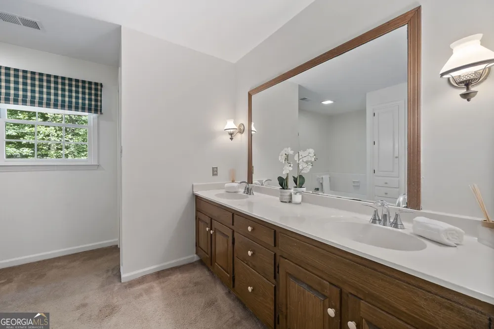 1249 Centenary RDG Snellville, GA 30078