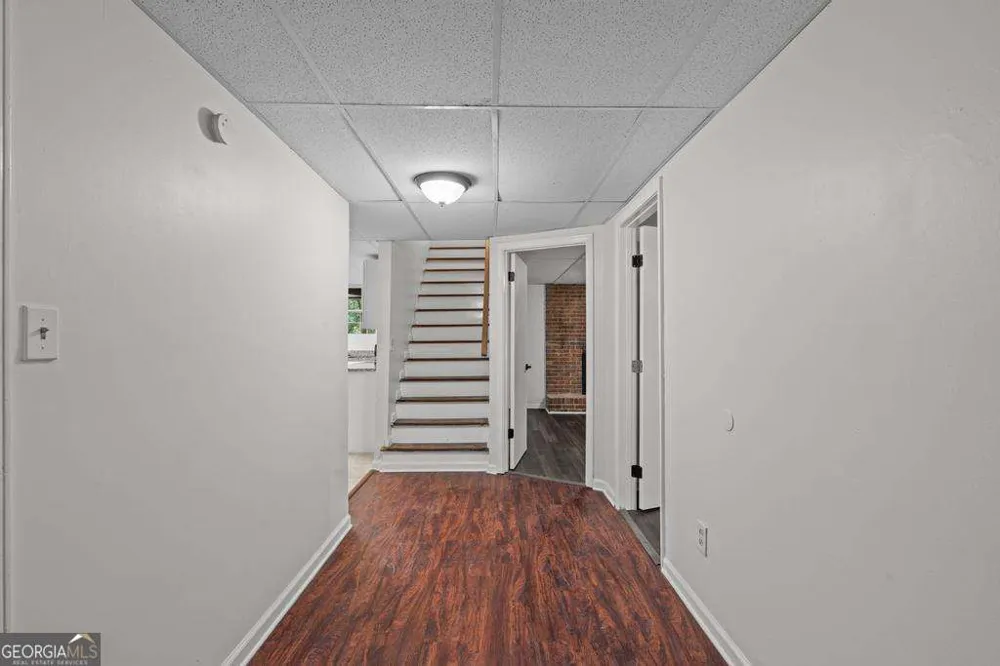 246 Barbara LN SW Mableton, GA 30126