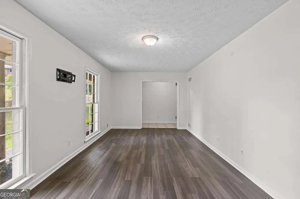 246 Barbara LN SW Mableton, GA 30126