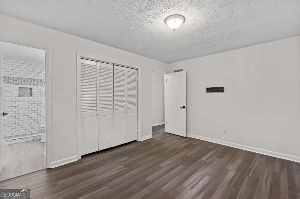 246 Barbara LN SW Mableton, GA 30126