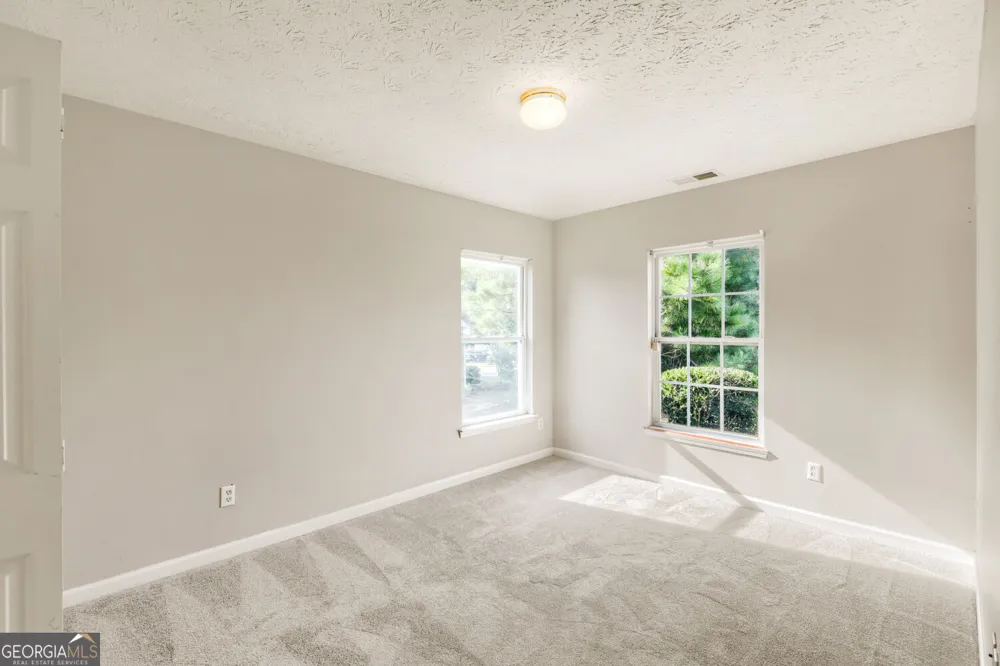 606 Mayfern Trace Fairburn, GA 30213