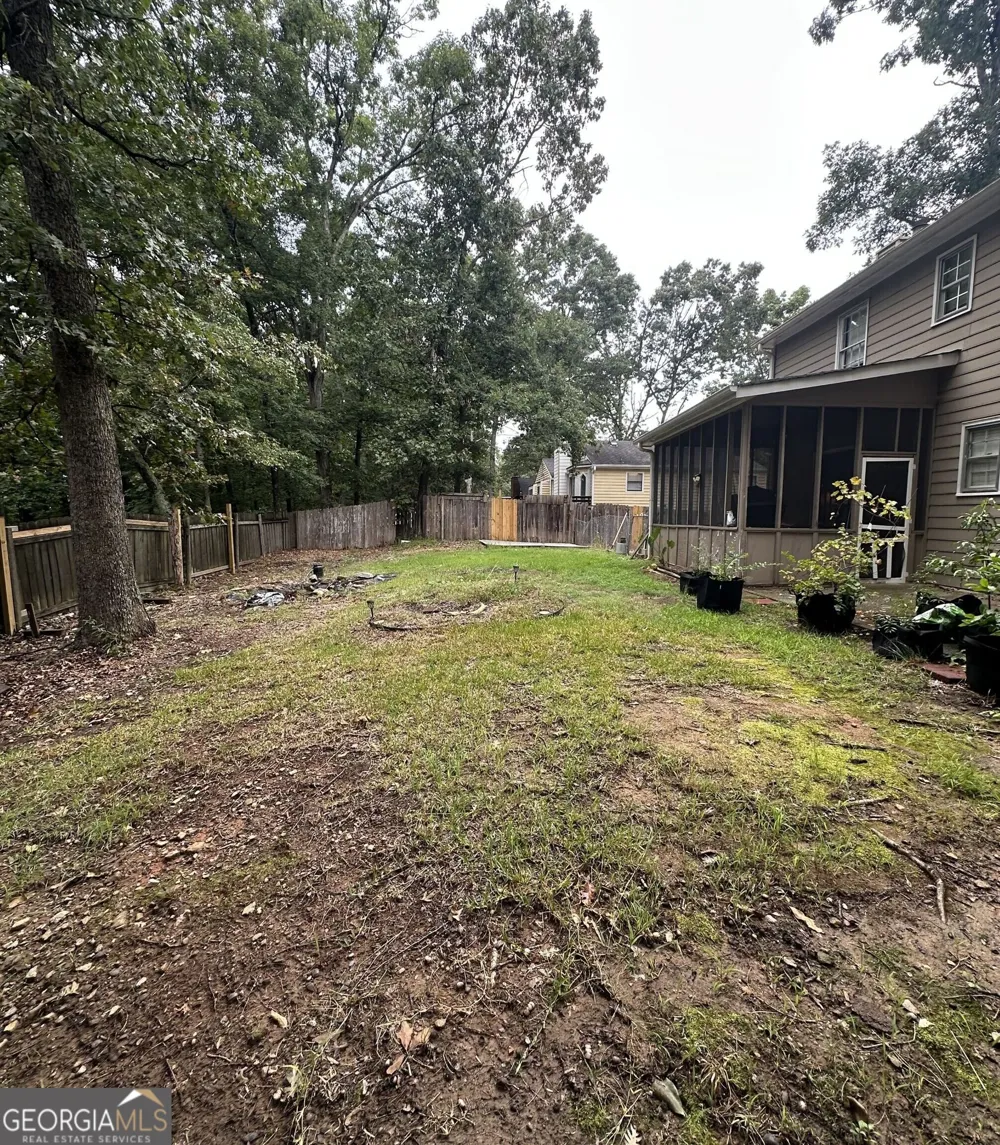 3410 Quinn Ridge DR Snellville, GA 30039