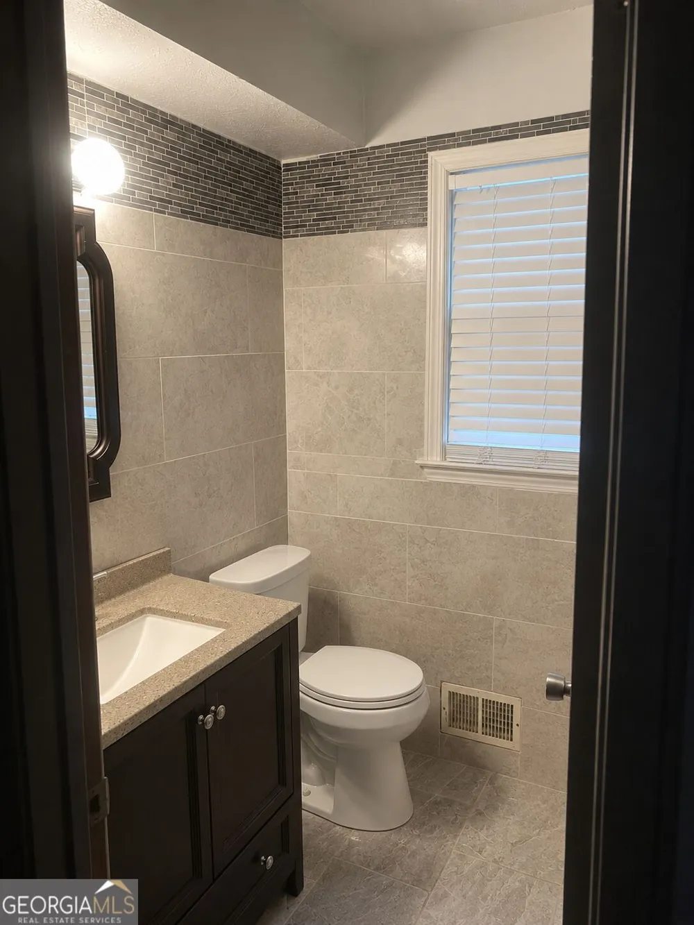 3410 Quinn Ridge DR Snellville, GA 30039