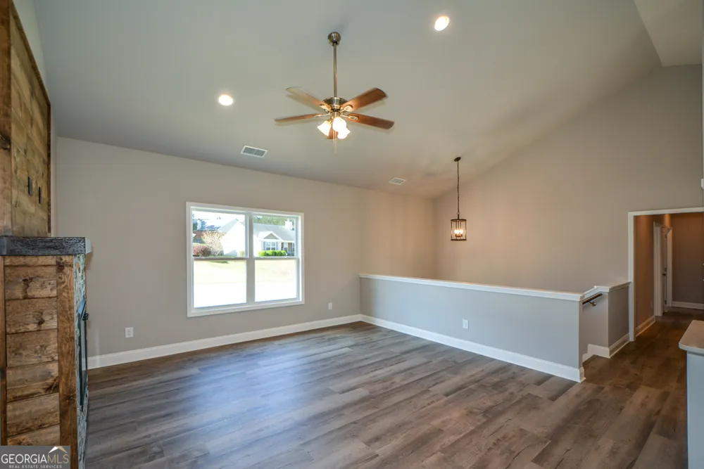 1816 Jessica WAY Winder, GA 30680