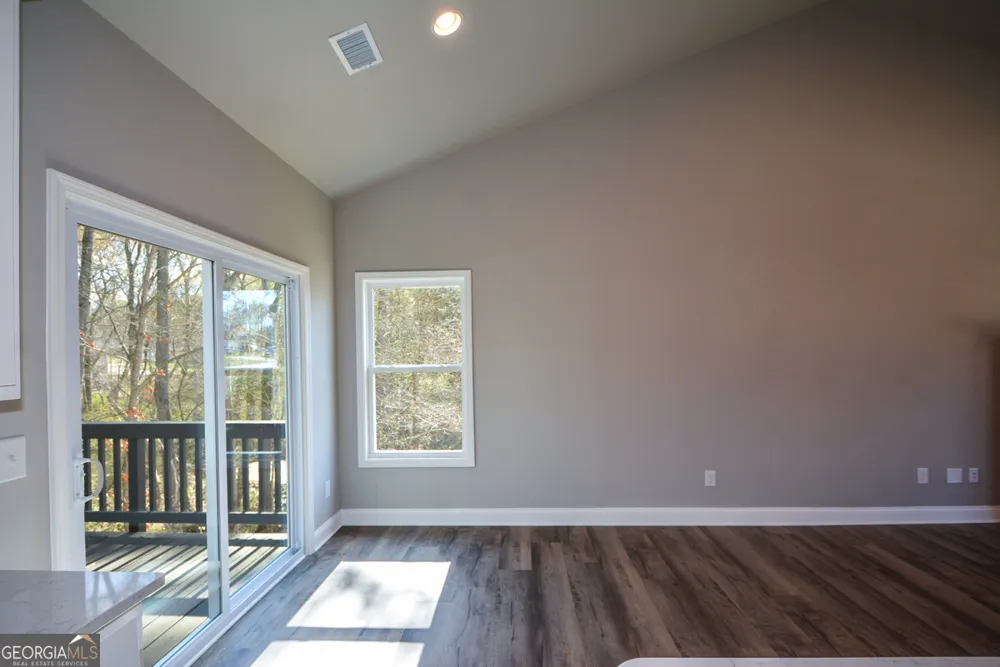 1816 Jessica WAY Winder, GA 30680