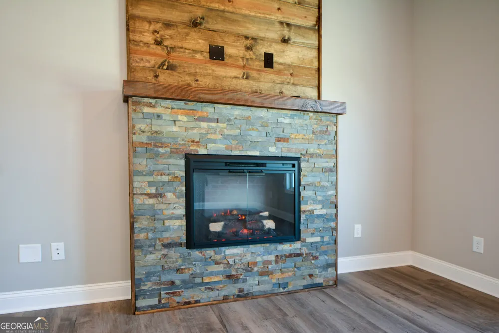 1816 Jessica WAY Winder, GA 30680