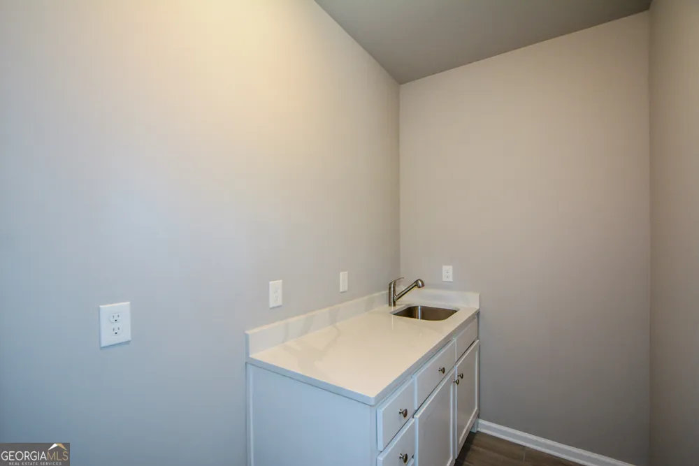 1816 Jessica WAY Winder, GA 30680