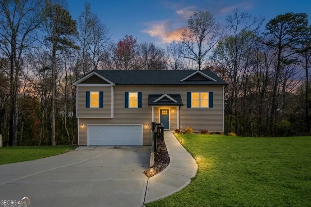 1816 Jessica WAY Winder, GA 30680