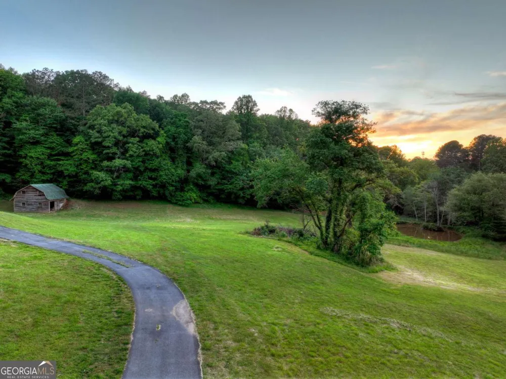 247 Craigtown RD Ellijay, GA 30540