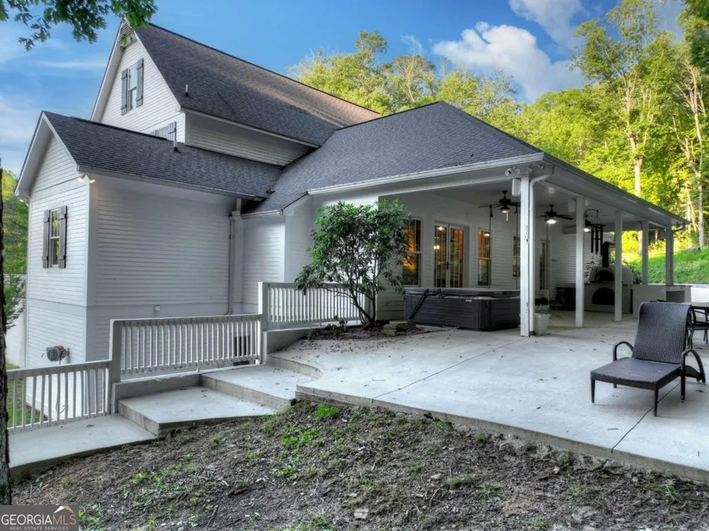 247 Craigtown RD Ellijay, GA 30540