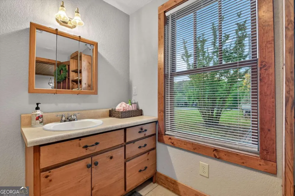 247 Craigtown RD Ellijay, GA 30540