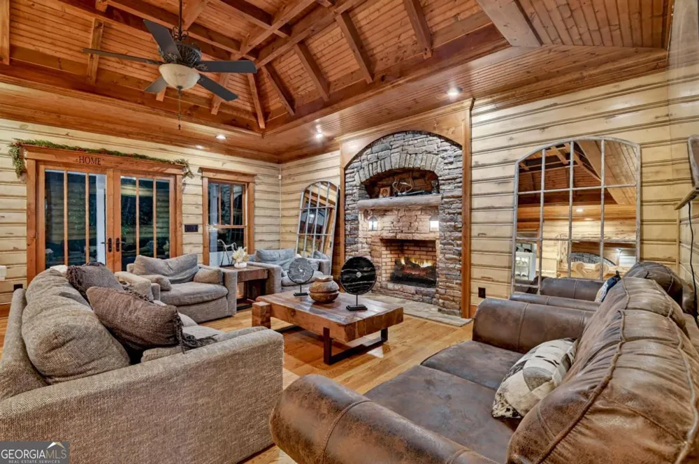 247 Craigtown RD Ellijay, GA 30540