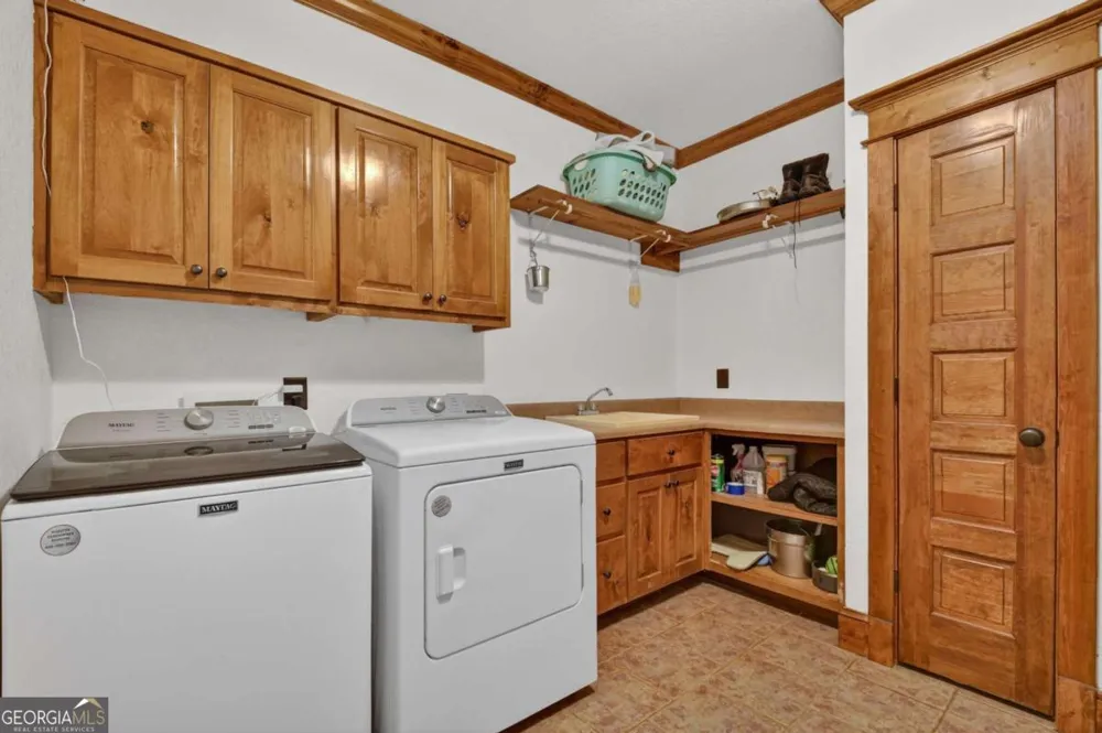 247 Craigtown RD Ellijay, GA 30540