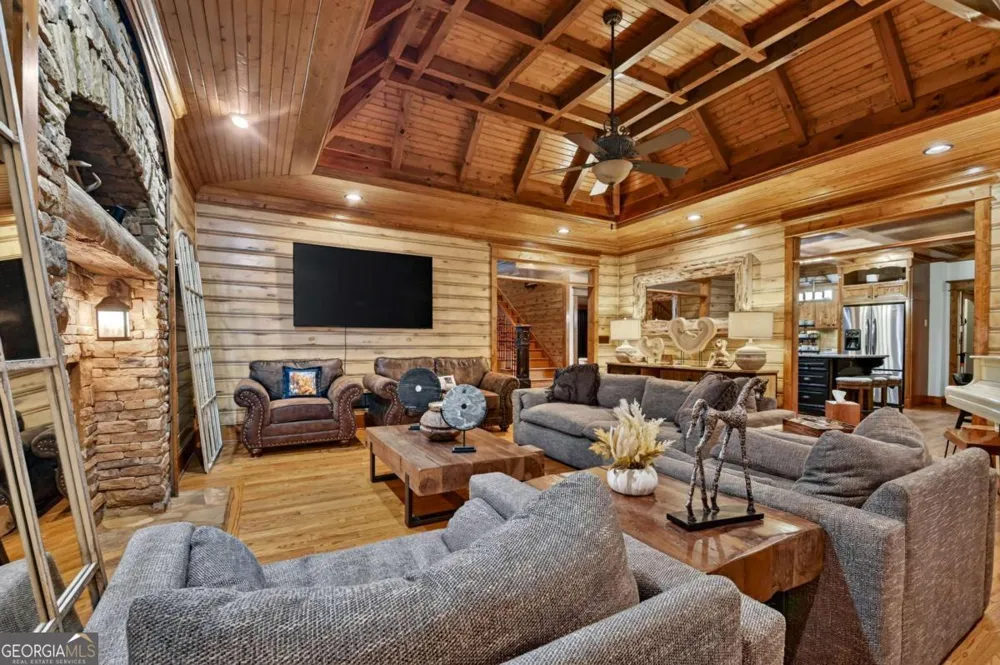 247 Craigtown RD Ellijay, GA 30540
