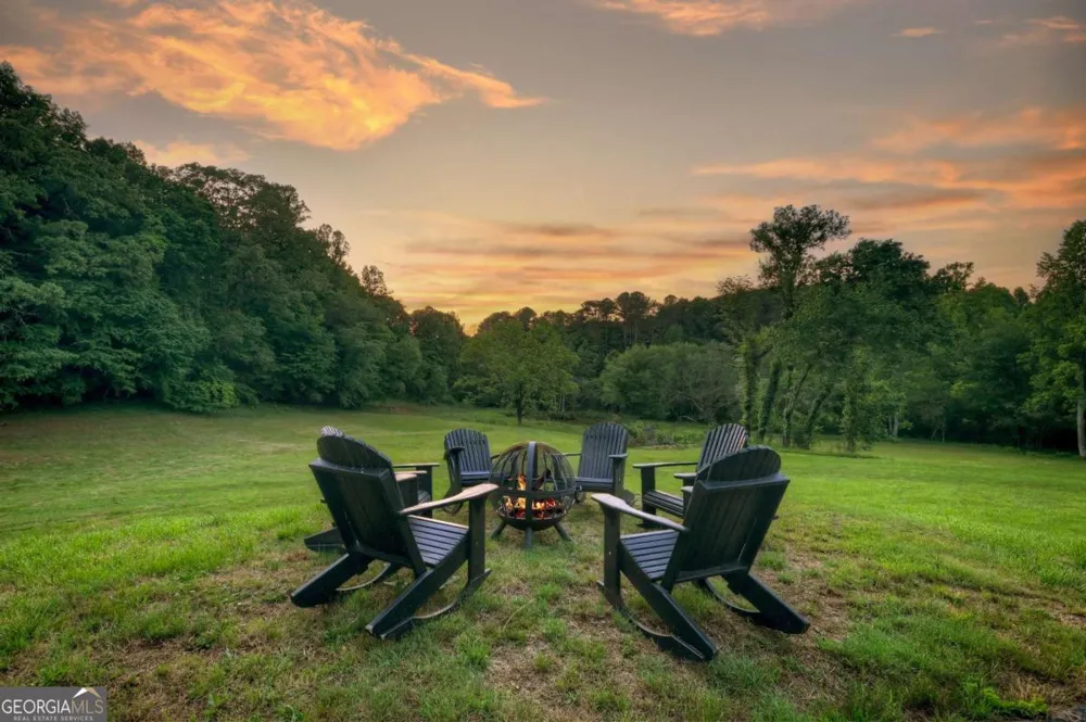 247 Craigtown RD Ellijay, GA 30540