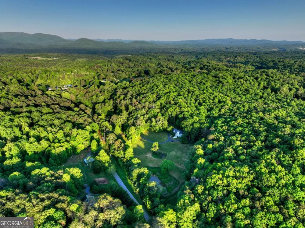 247 Craigtown RD Ellijay, GA 30540