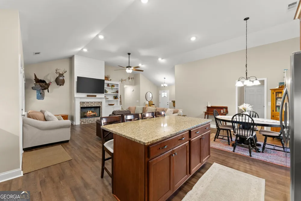 60 Burts Crossing Drrive Dawsonville, GA 30534