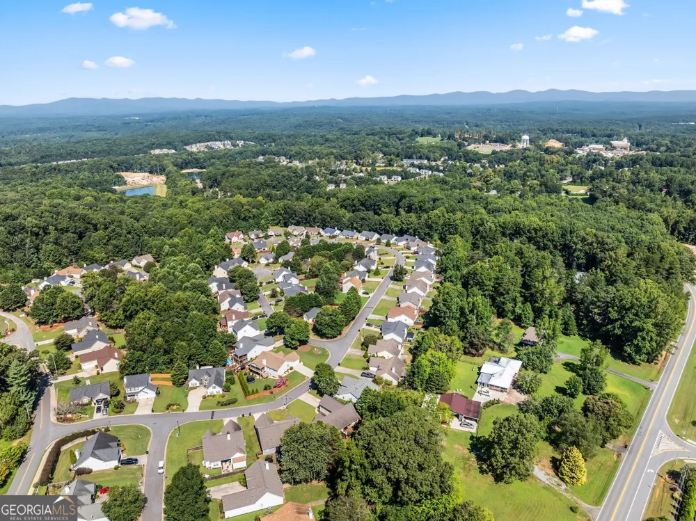 60 Burts Crossing Drrive Dawsonville, GA 30534